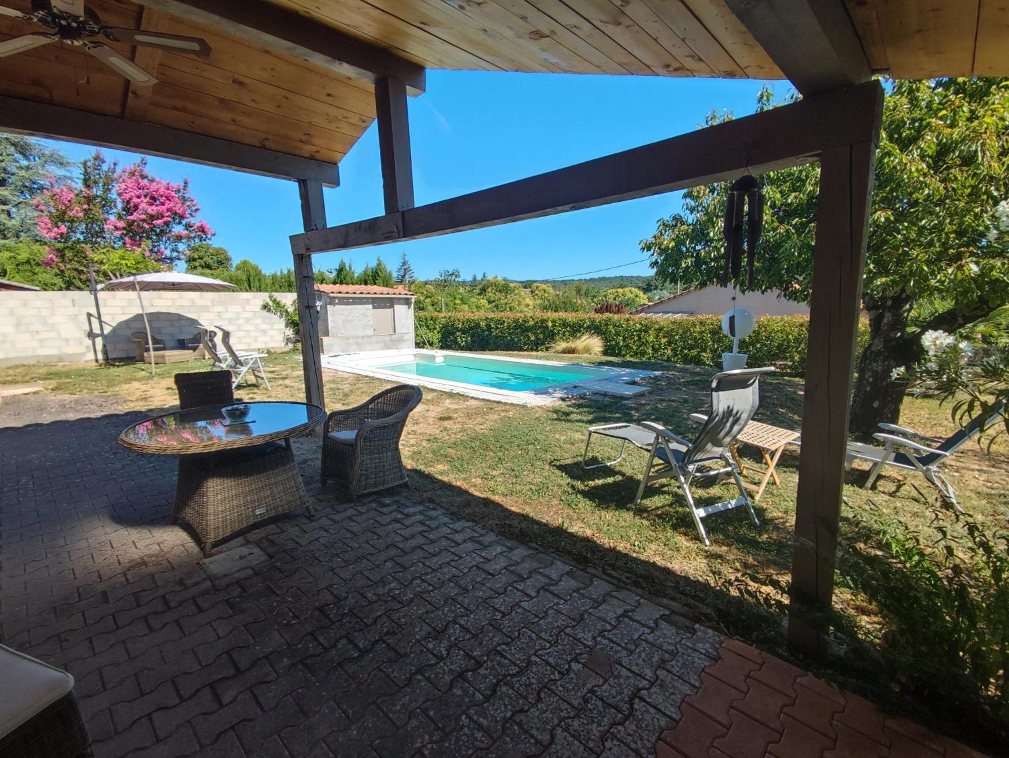 Chambre Au Coeur Du Luberon Bed & Breakfast Céreste Dış mekan fotoğraf